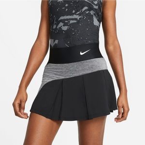 Nike NikeCourt Advantage Tennis Skirt